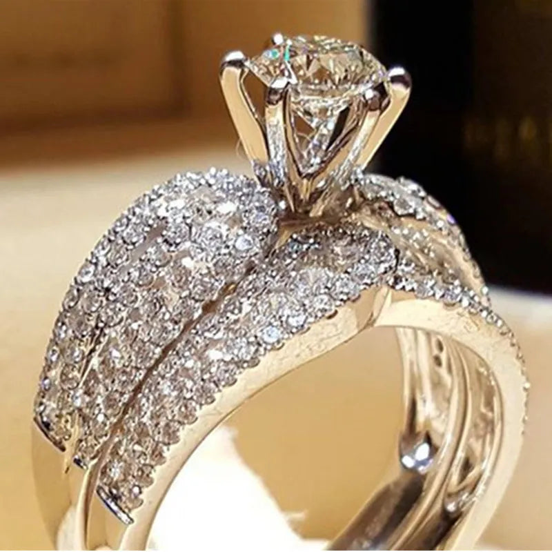 Huitan Bridal Sets Rings with Sparkling Cubic Zircon Luxury Trendy Wedding Engagement 2Pcs